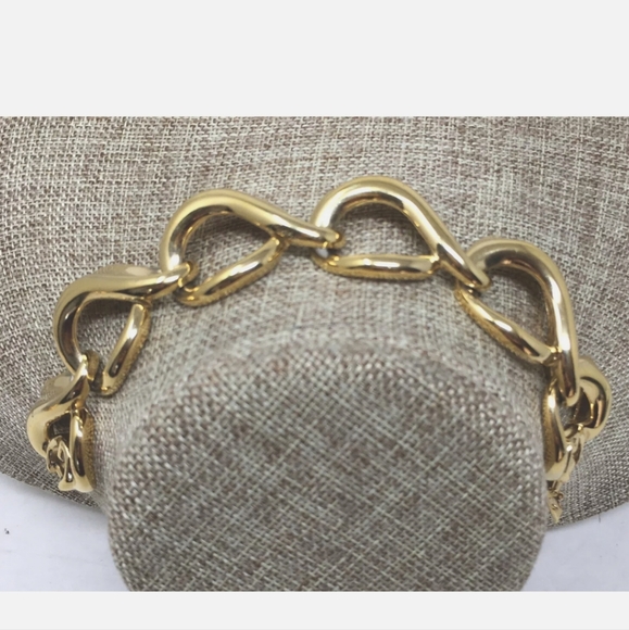 Vintage Givenchy Chunky Link Bracelet Signed - Picture 3 of 6